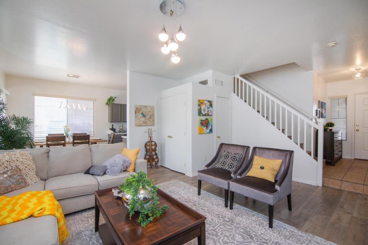 Stylish Home Phoenix - Low Rates Now! Екстериор снимка
