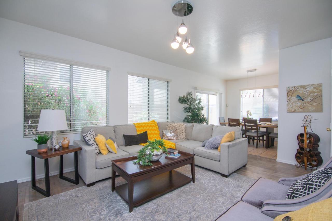 Stylish Home Phoenix - Low Rates Now! Екстериор снимка