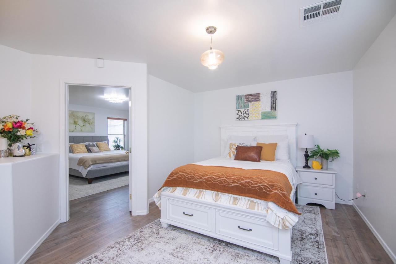 Stylish Home Phoenix - Low Rates Now! Екстериор снимка