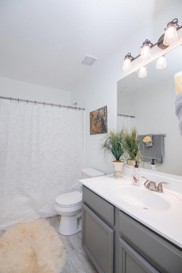 Stylish Home Phoenix - Low Rates Now! Екстериор снимка